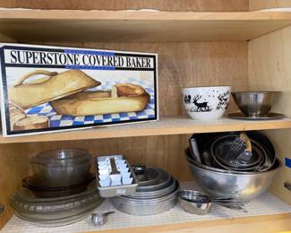 More baking accessories