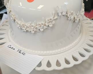 CAKE PLATE WITH LID