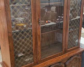 CHINA CABINET