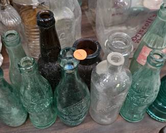 LOT OF VINTAGE GLASS BOTTLES