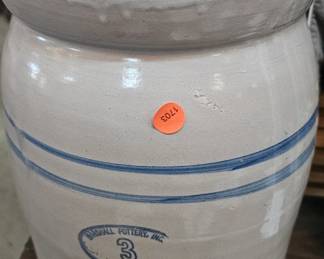 VINTAGE MARSHALL CHURN