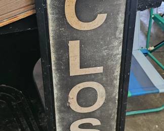 CLOSED SIGN