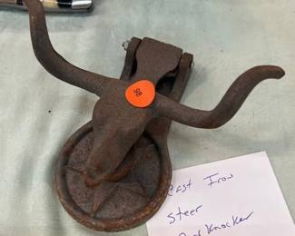 CAST IRON STEER DOOR KNOCKER
