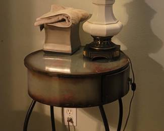 Round side table with drawer & lamp