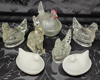 Hen on nests and candy containers