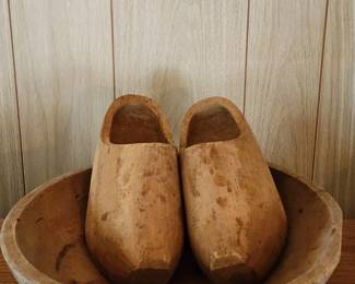 Wood bowl and Dutch wood shoes
