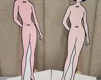 Store display women's size forms