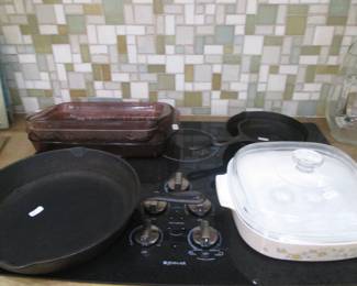 3-Lodge Cast Iron Frying Pans, Casseroles & Corning