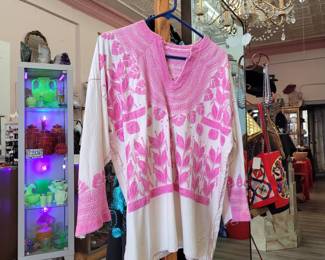 $15 - now Vintage embroiderd gauze blouse