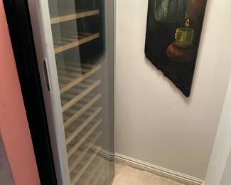 Danby SILHOUETTE Wine Cooler