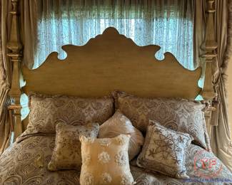 ARTIFACTS INTERNATIONAL King Size Bed