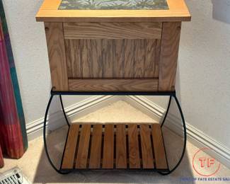 Metal Art Pheasant Scene Trunk on Metal Stand