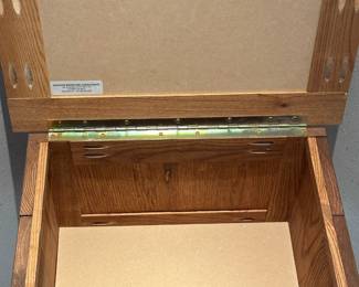 Metal Art Pheasant Scene Trunk on Metal Stand