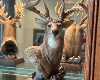 Bass Pro Shops King of Bucks Collection Sculpture