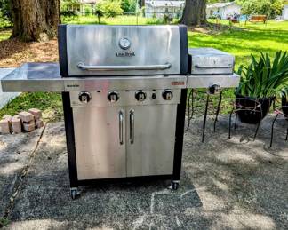 COMMERCIAL Style Char-Broil BBQ - $350.