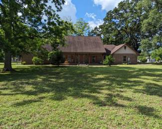 Fabulous 2-story home on two acres!