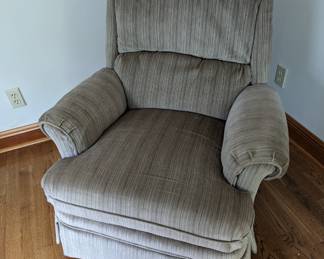 BERKLINE Recliner - $225 - 33" x 29" x 36".