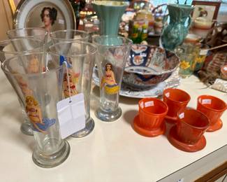 Pinup Pilsner Glasses