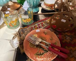 Glass Mugs, Decoarative Plates, Silverware