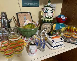 Pyrex Primary VTG Mixing Bowl Set, Sierra Vista Clown Cookie Jar