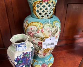 Vtg Majolica Reticulated Diamond Vase