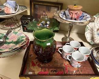 Figural Humidor, Mugs