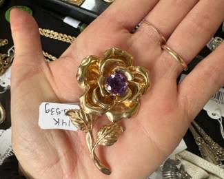 14K Brooch