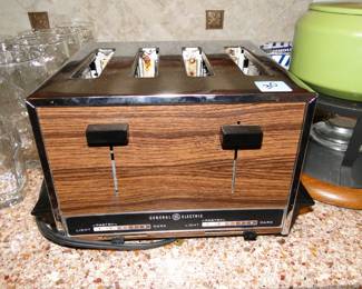 Four slice vintage toaster