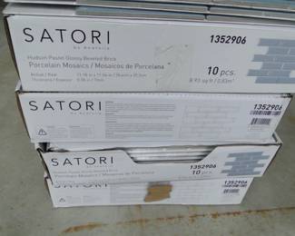 Beautiful tile, 41 square feet in total. the color is amazing