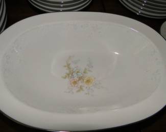 Noritake china. Beautiful vintage pieces