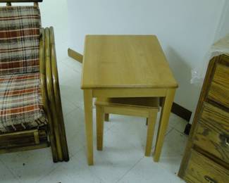 These are the other two side tables that make up the trio