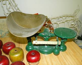 Vintage scale, along with some wooden apples