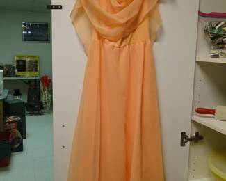 Whew, 2nd times a charm, beautiful vintage dress