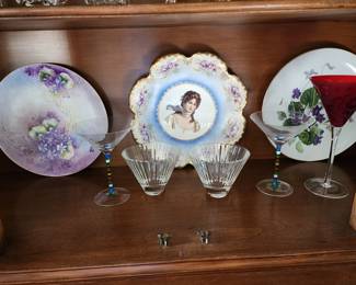 collectible plates and colorful martini glasses