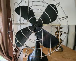 Vintage Hunter Century table fan ... works great! POWERFUL!