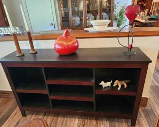 Entertainment cabinet