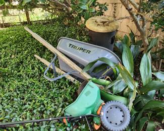 Truper wheelbarrow and spreader