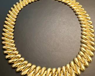 Gold Tone Necklace