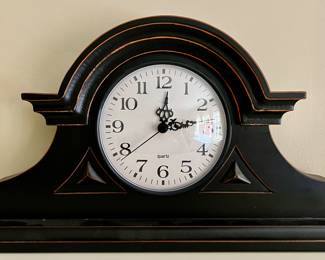 Quartz Mantle Clock