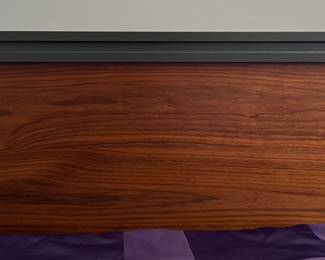headboard detail