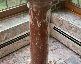 Column Classic Red Luana Column