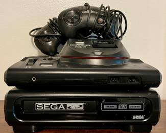 Sega Genesis Game Console & Controllers