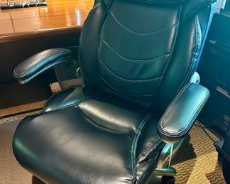 True Wellness Hi-Back Executive Chair 