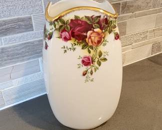 ROYAL ALBERT, Old country Roses vase