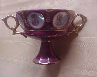 2 Eared Pedestal Cup
