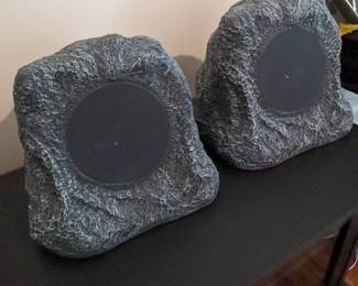 Outdoor Speakers 