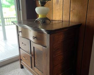Petite farmhouse washstand.  These will never go out of style 