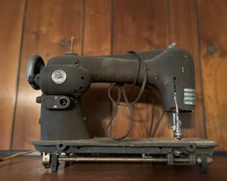 Vintage sewing machine or just cool decoration 