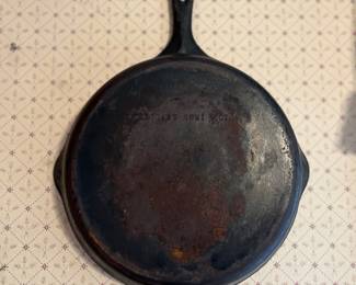 Cast Iron skillet ….needs seasoned and it will be ready for hashbrowns 