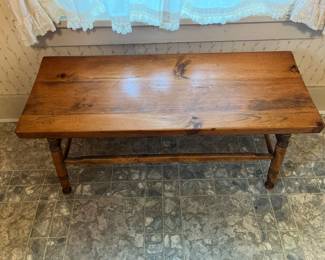 Small farmhouse mudroom bench 